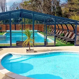 https://glamping-terre-mer.inbrittany.com